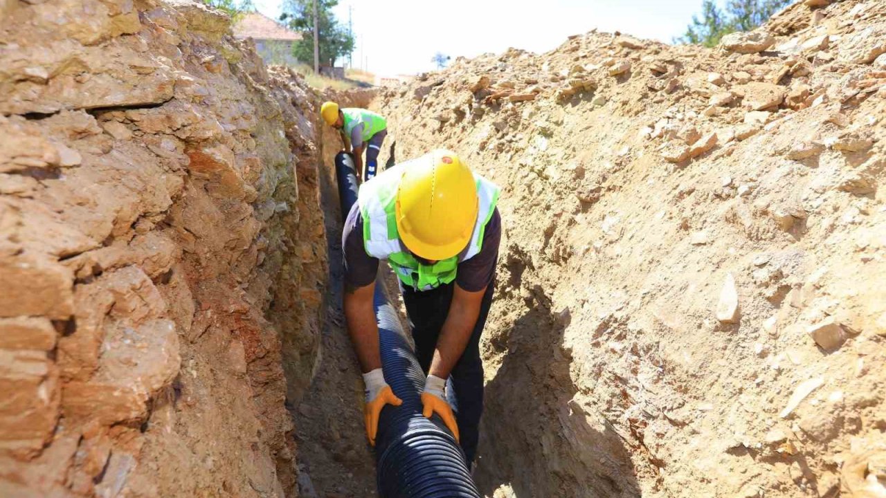 Denizli Büyükşehir DESKİ bin 100 metrelik yeni kanalizasyon hattı inşa etti