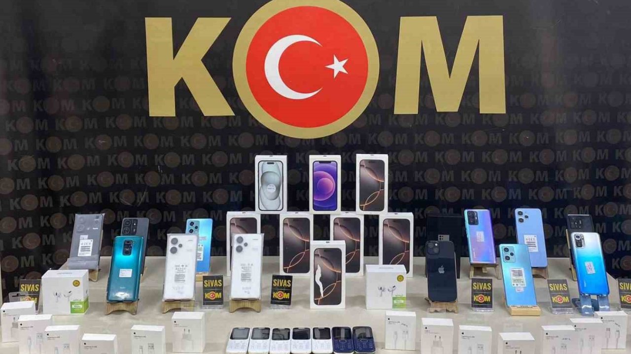 Sivas’ta 1 milyon TL değerinde kaçak telefon ele geçirildi