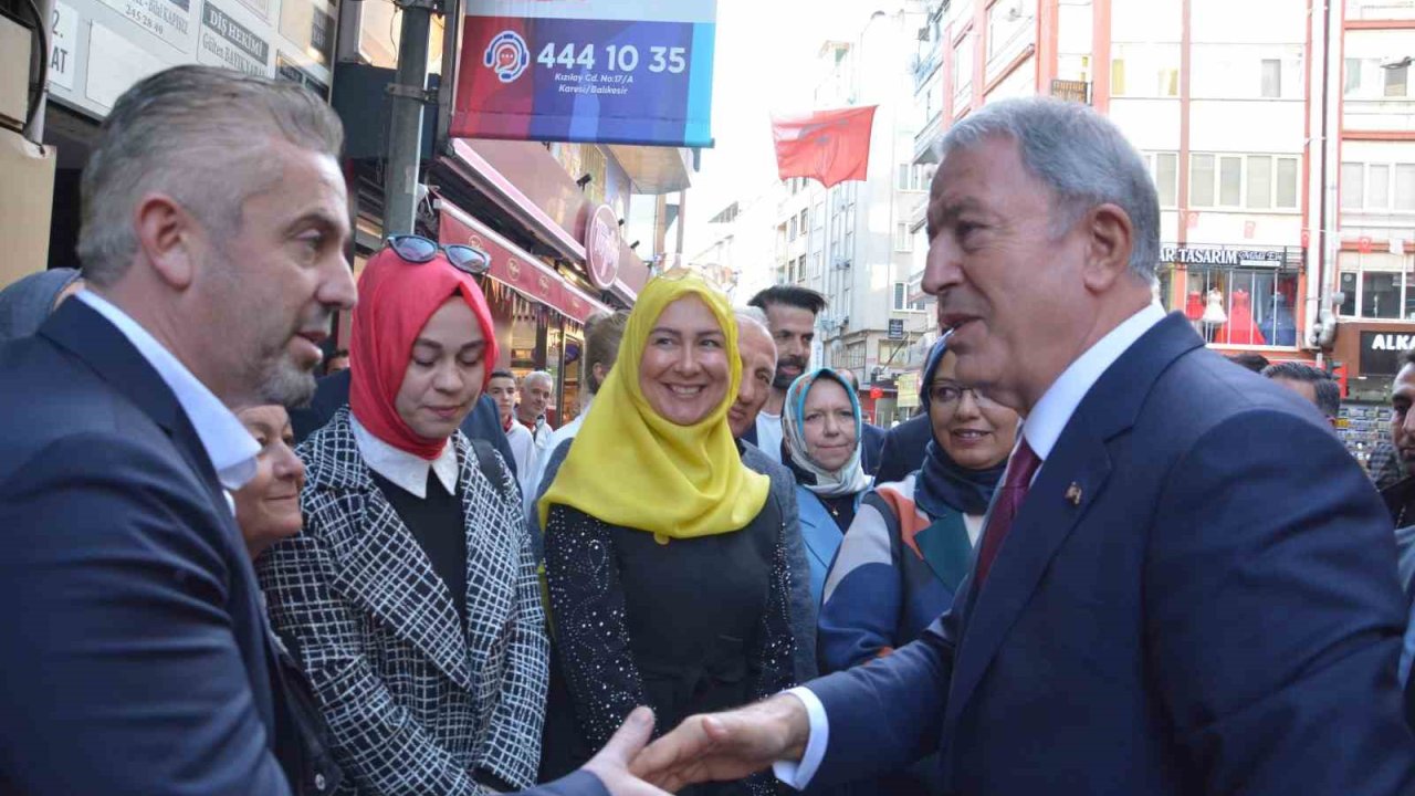 Hulusi Akar: "Tek mücadelemiz teröristlerle, amacımız sadece terörü ortadan kaldırmak"