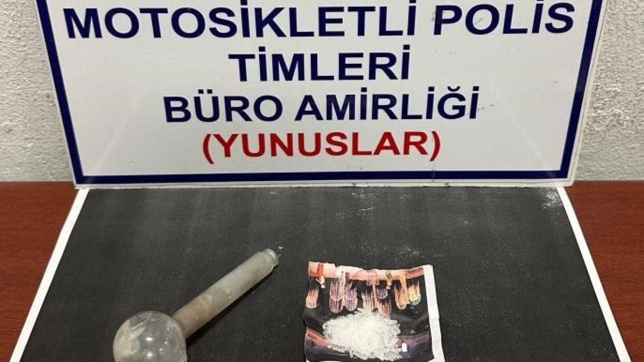 Kütahya’da Yunus Timleri 1 kişinin üzerinde uyuşturucu ele geçirdi