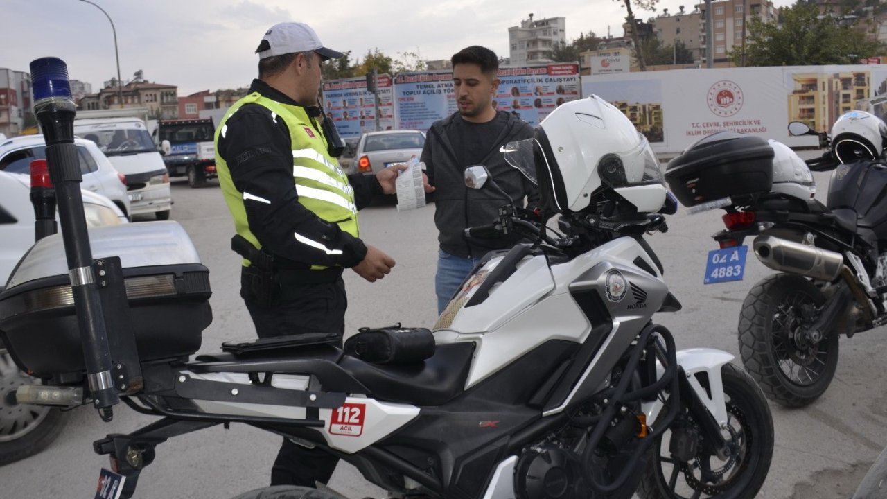 Besni’de şok trafik uygulaması