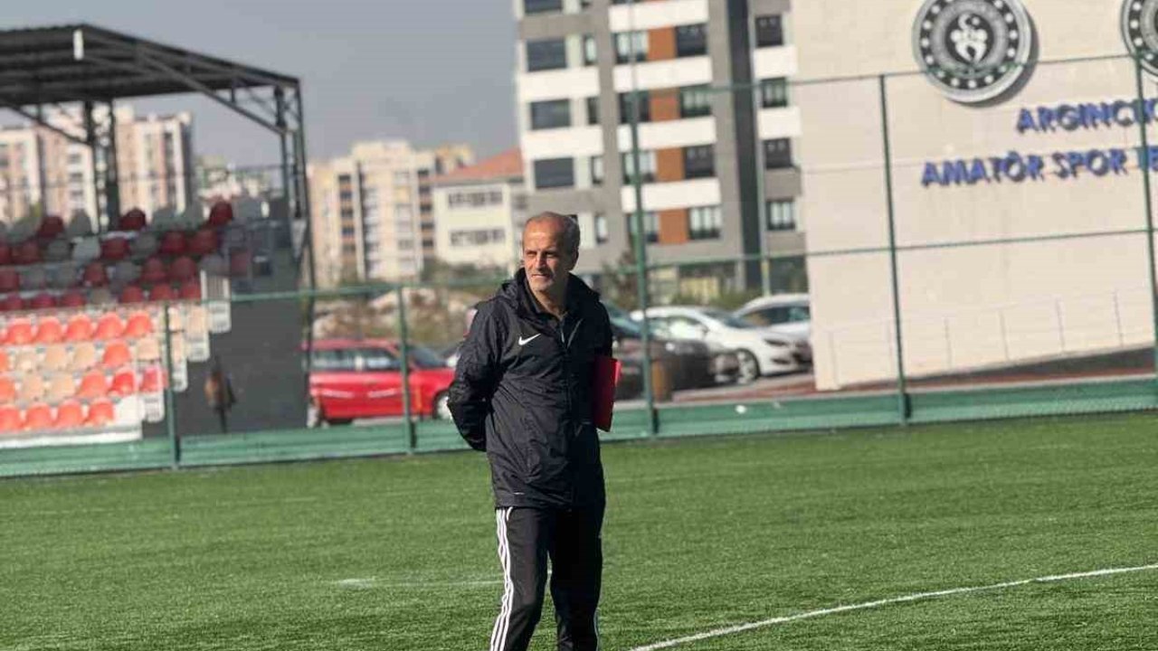 Yahyalıspor’da Hastoprakçılar dönemi başladı