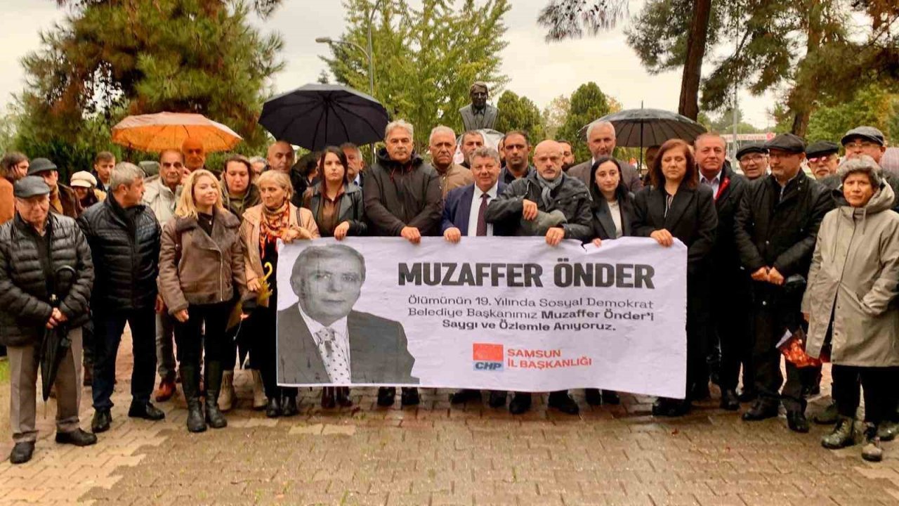 Samsun’un kurucu Büyükşehir Belediye Başkanı Muzaffer Önder, vefat yıldönümünde anıldı