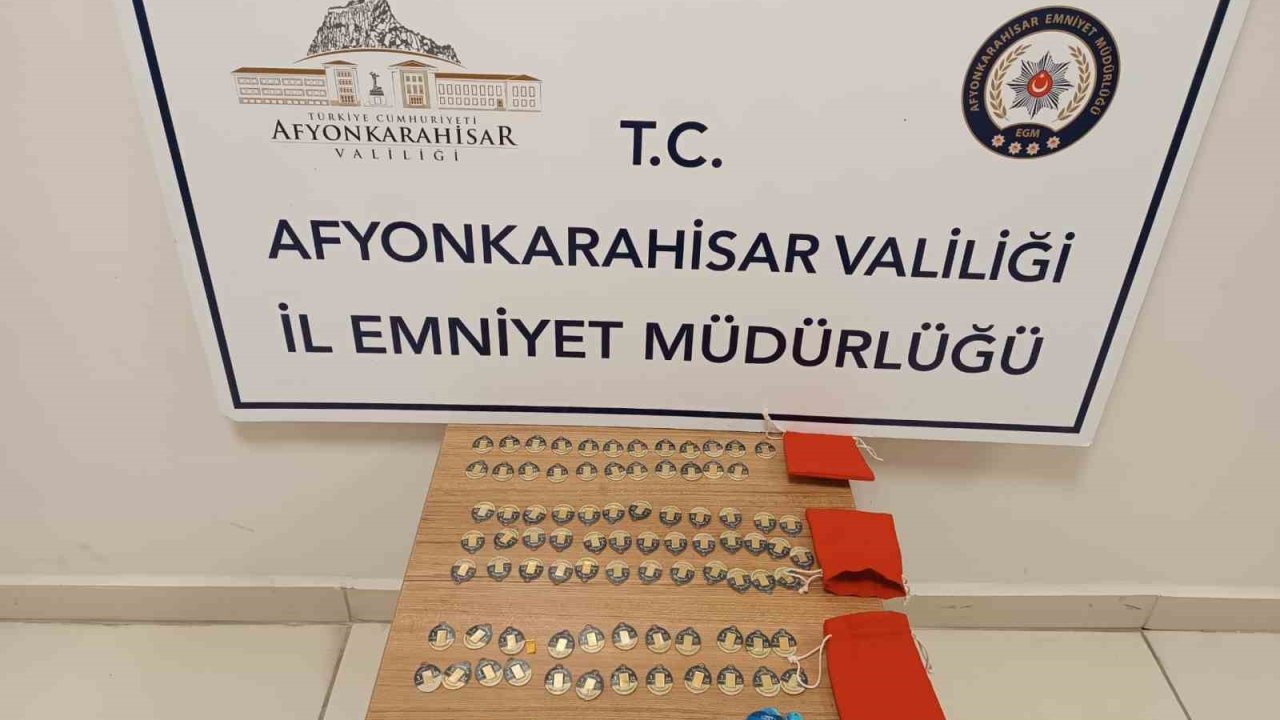 Kuyumculara sahte altın satmaya çalışan 2 şahsı polis yakaladı