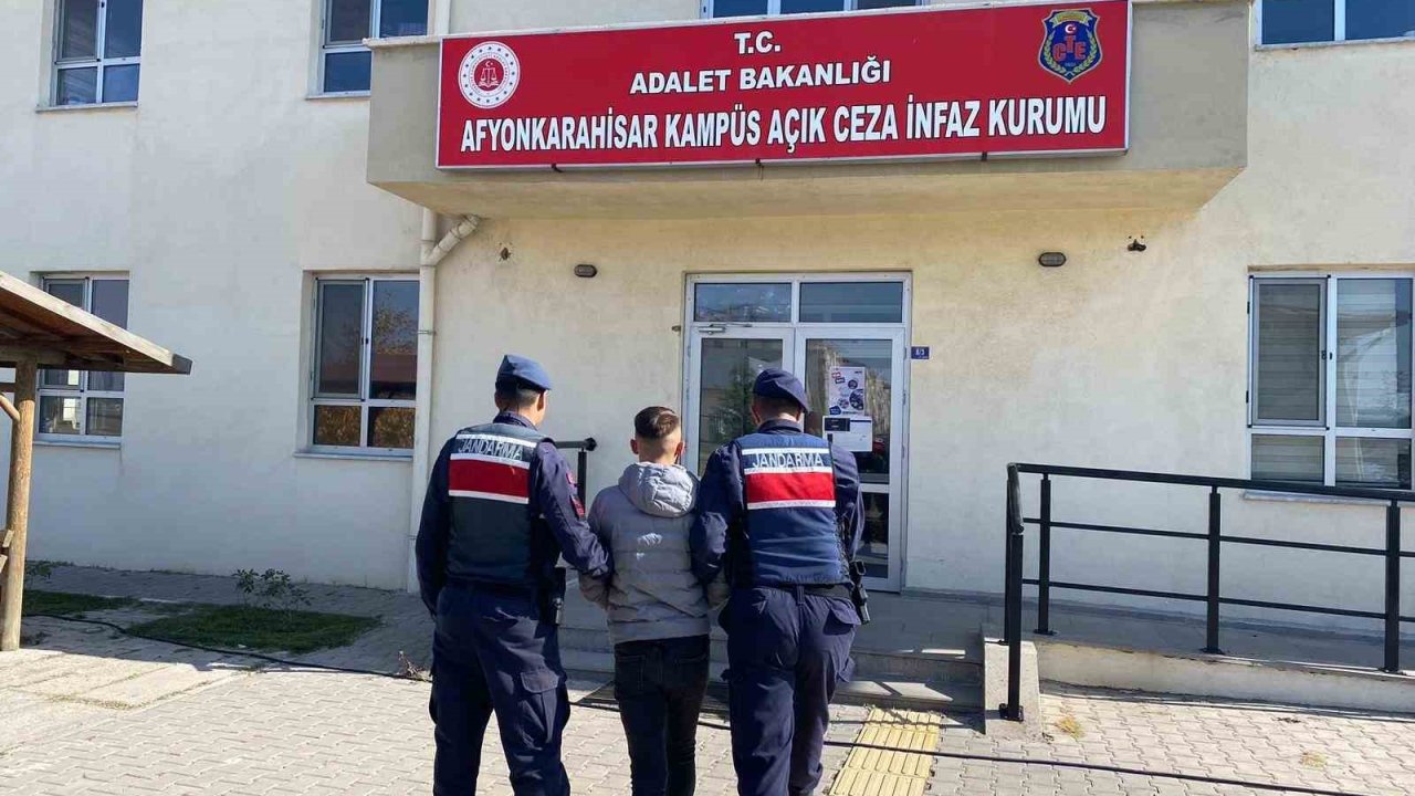 5 yıl hapis cezasıyla aranan şahsı jandarma yakaladı