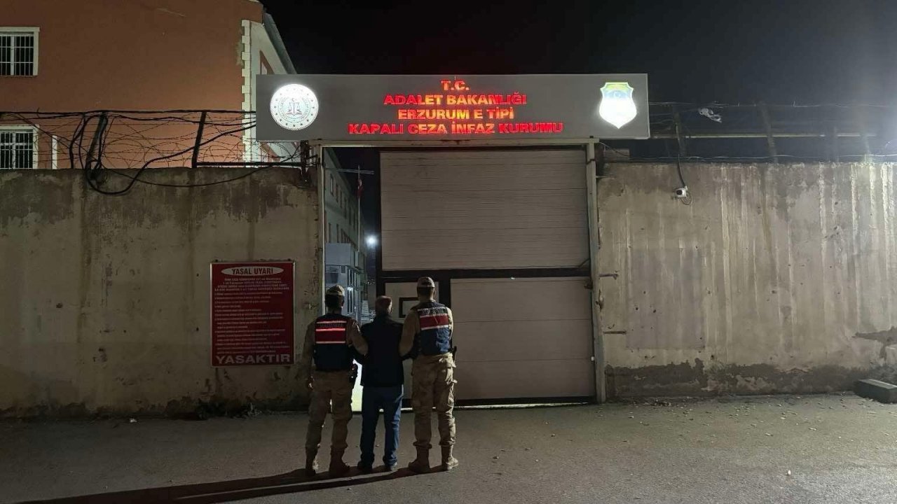 Erzurum’da jandarmadan kaçak şahıslara operasyon