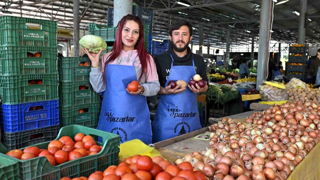 Muratpaşa pazarlarında tek tip önlük uygulaması başlatıldı