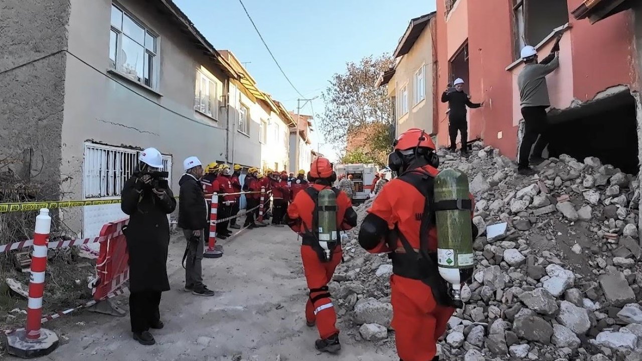 Kütahya’da deprem tatbikatı