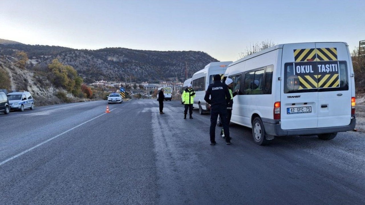 Bozkır’da okul servis araçları denetlendi