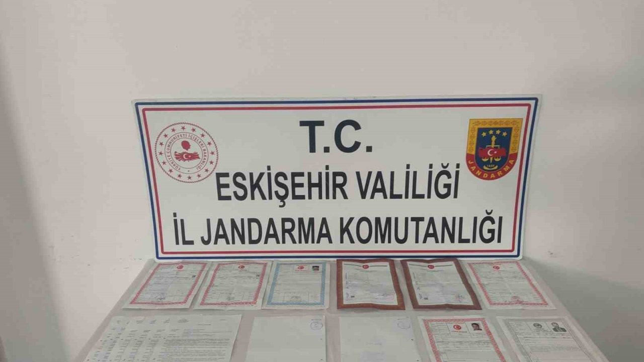 Tefecilik yapan 2 kişi yakalandı