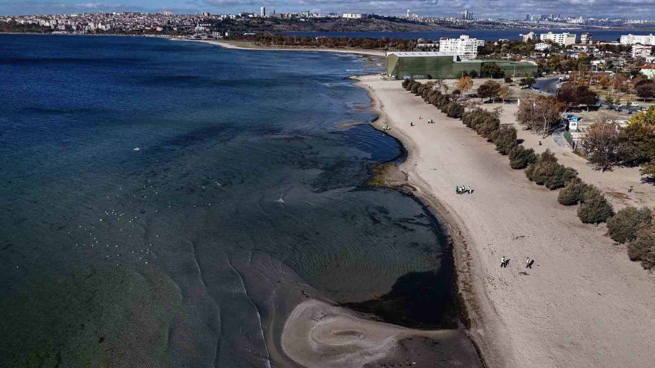 İstanbul’da deniz suyu çekildi, balıkçılar avlanmaya çıkamadı