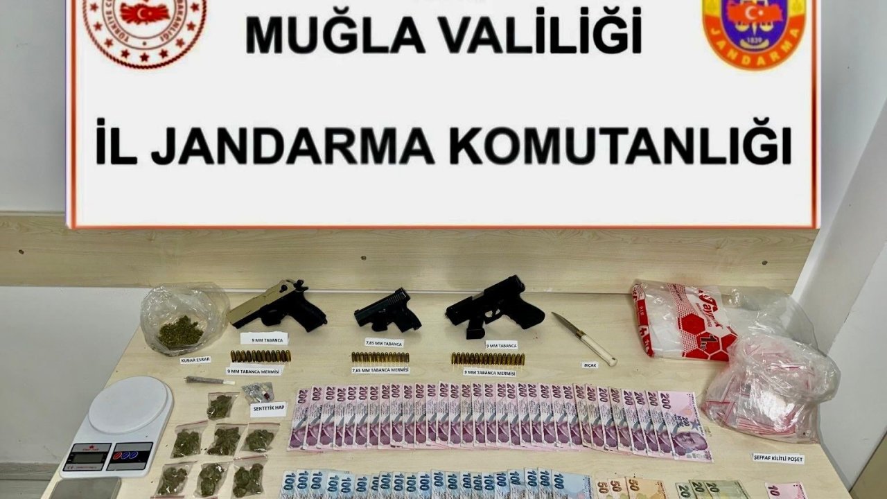 Kiralık villada uyuşturucu baskını: 6 gözaltı