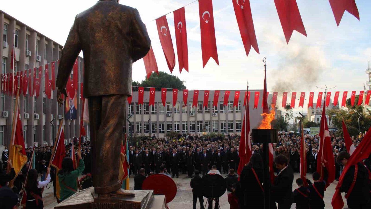 Aydın’da 10 Kasım Atatürk’ü Anma Töreni Gerçekleşti