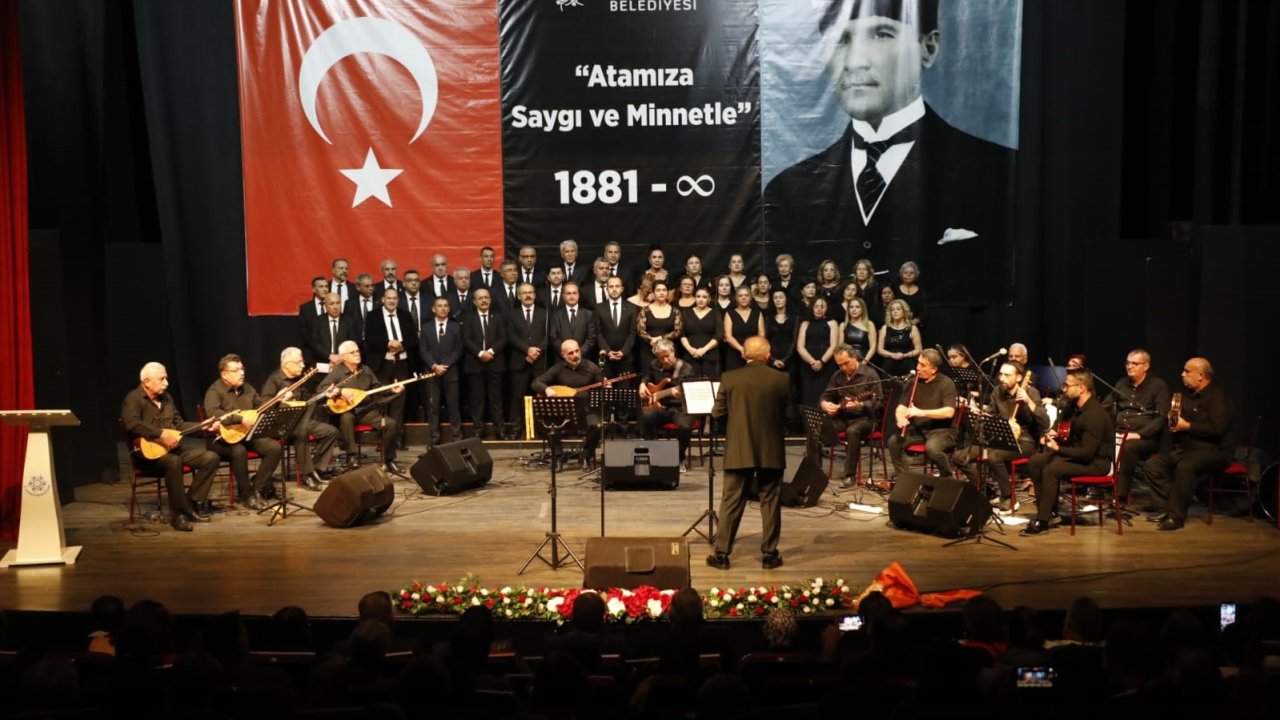 Atatürk sevdiği türkülerle Aydın’da anıldı