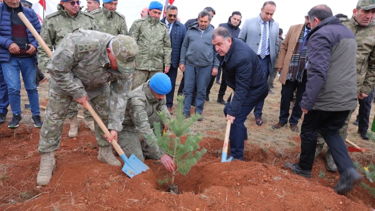 Geleceğe nefes için fidan dikildi