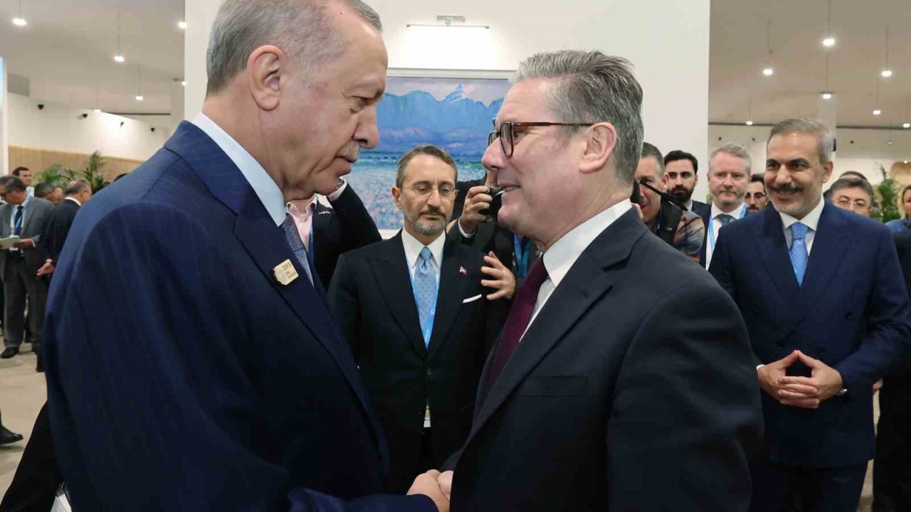 Cumhurbaşkanı Erdoğan, İngiltere Başbakanı Starmer ile görüştü