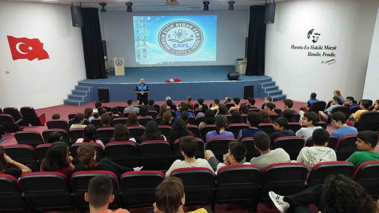 Mersin’de öğrenciler ’güvenlik’ konusunda bilgilendirildi