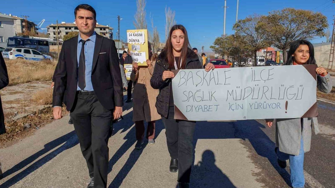 Başkale’de “Diyabet Farkındalık Yürüyüşü” yapıldı