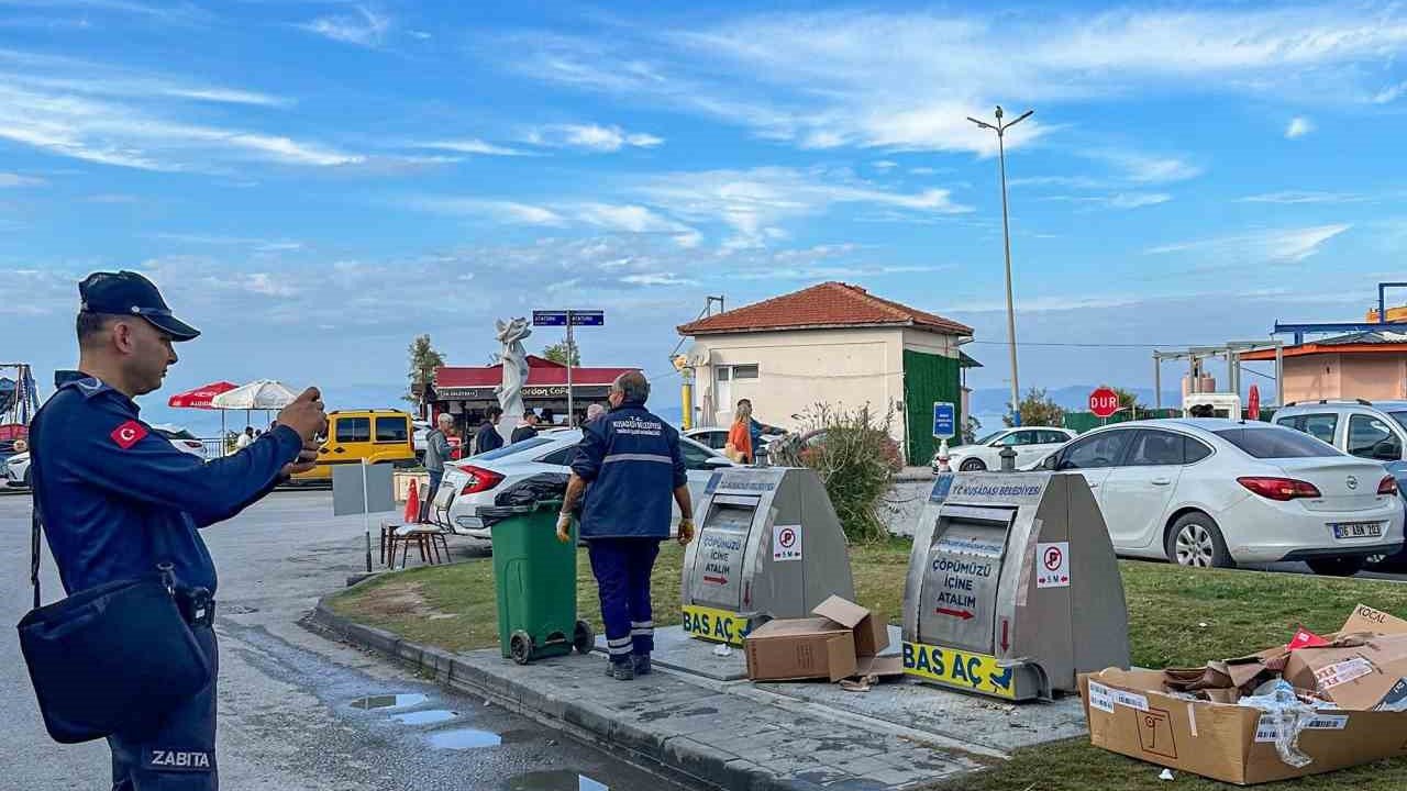 Kuşadası’nda yere çöp ve izmarit atan yanıyor