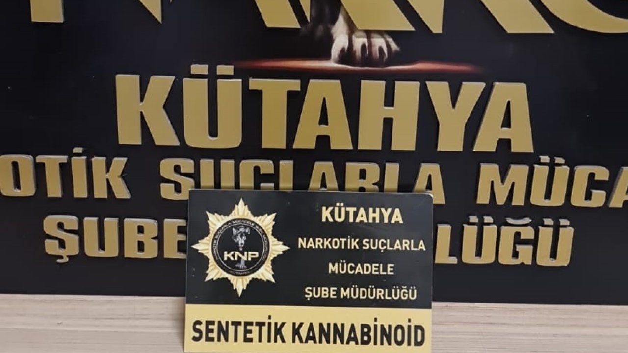 Kütahya’da bir araçta yapılan aramada 458 gram uyuşturucu ele geçirildi