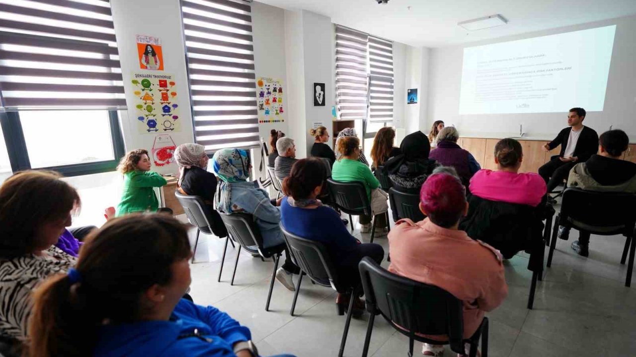 Beylikdüzü’nde çocuk istismarına karşı farkındalık eğitimi düzenlendi