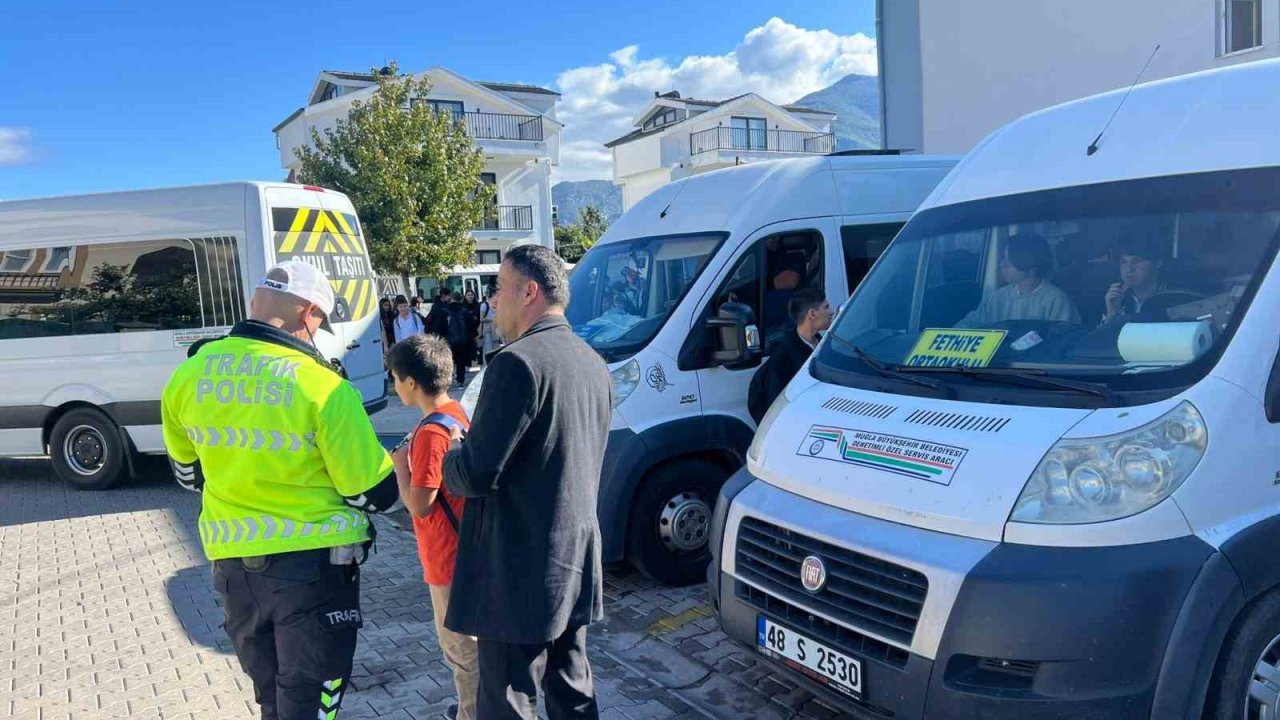 Fethiye’de öğrenci servislerine yoğun denetim