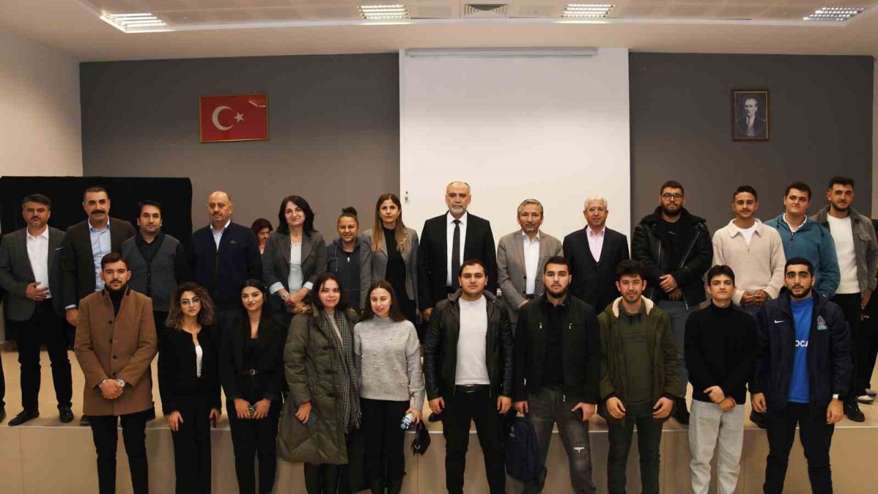 KAEÜ’de ’Gençlerde Sınav Korkuları’ Konferansı