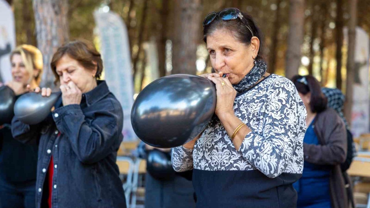 Mersin’de ’Dünya KOAH Günü’ etkinliği düzenlendi