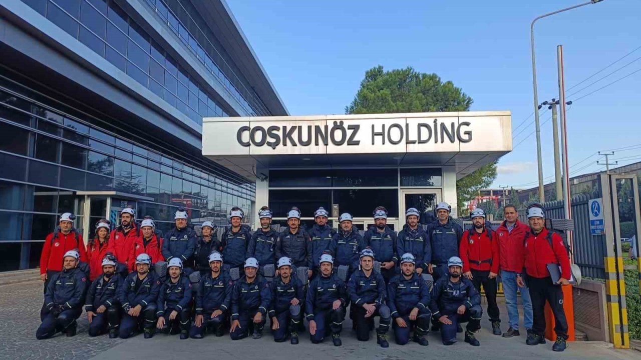 Coşkunöz Arama Kurtarma Ekibi, AFAD Akreditasyon Sınavı’nı başarıyla tamamladı