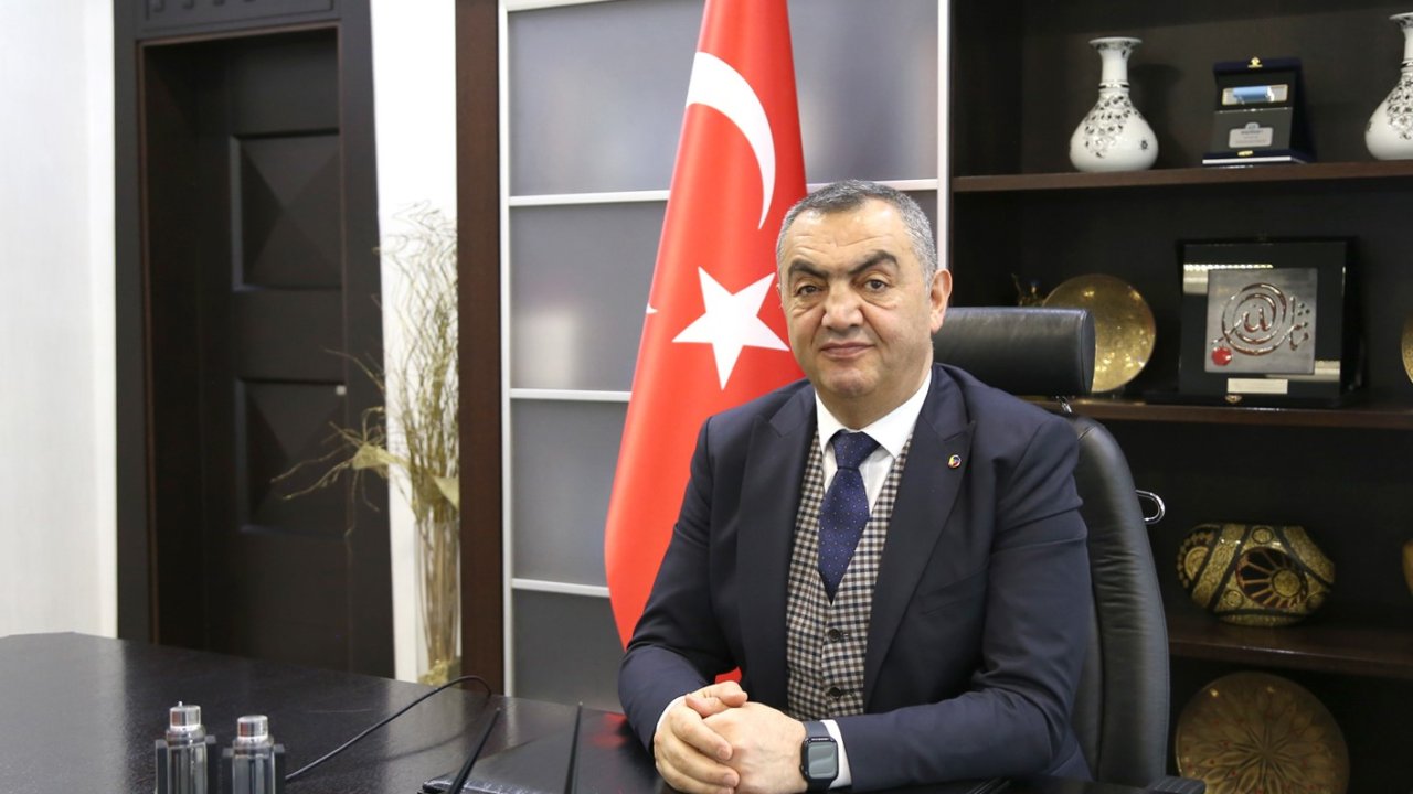 Başkan Büyüksimitci: "öğretmenlerimize her zaman minnet ve şükran borçluyuz"