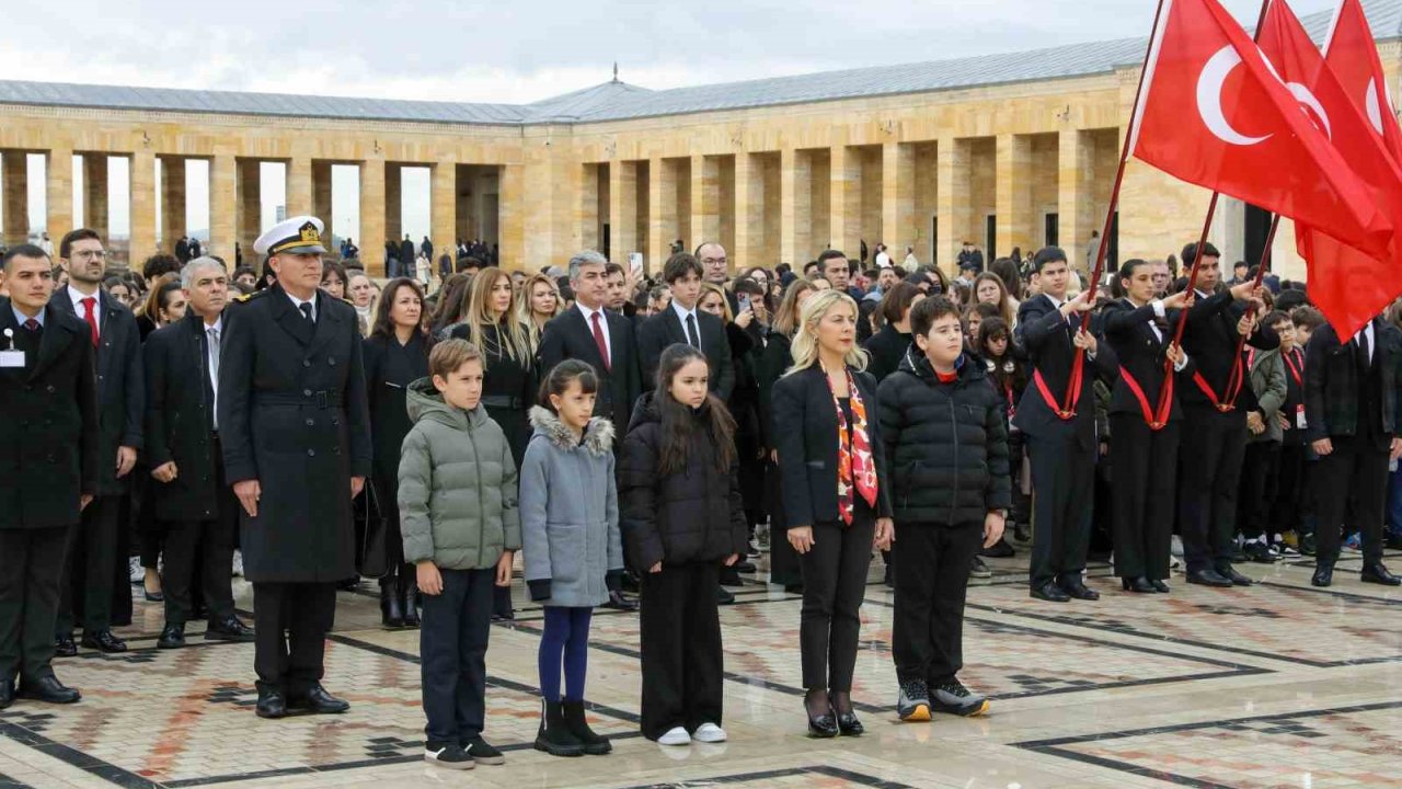 ’24 Kasım’ öncesi Başöğretmen Atatürk’e anlamlı ziyaret