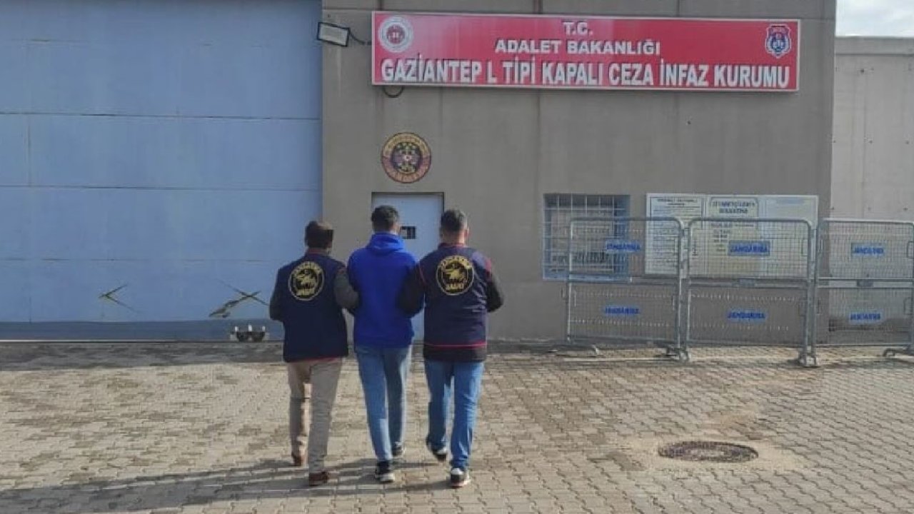 11 yıl hapis cezası bulunan dolandırıcı JASAT baskınıyla yakalandı