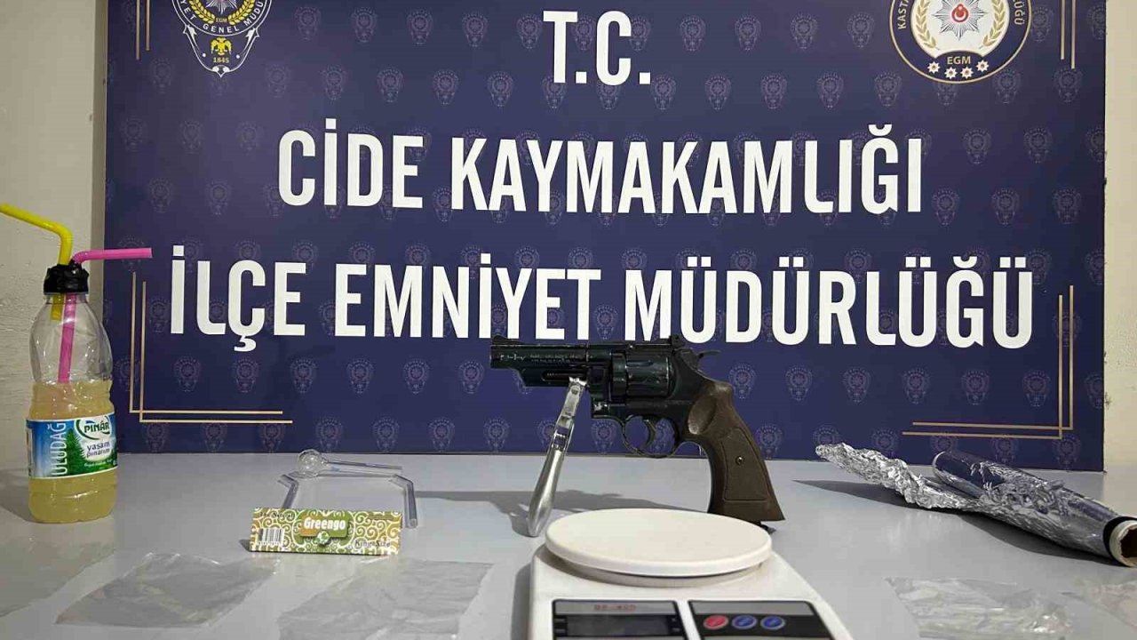 Cide’de uyuşturucuyla yakalanan şahıs tutuklandı