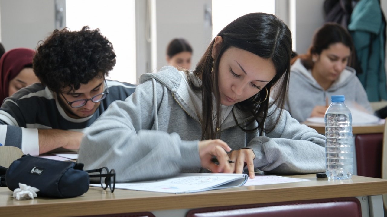 Çorum Belediyesi, üniversite adaylarını YKS’ye hazırlıyor