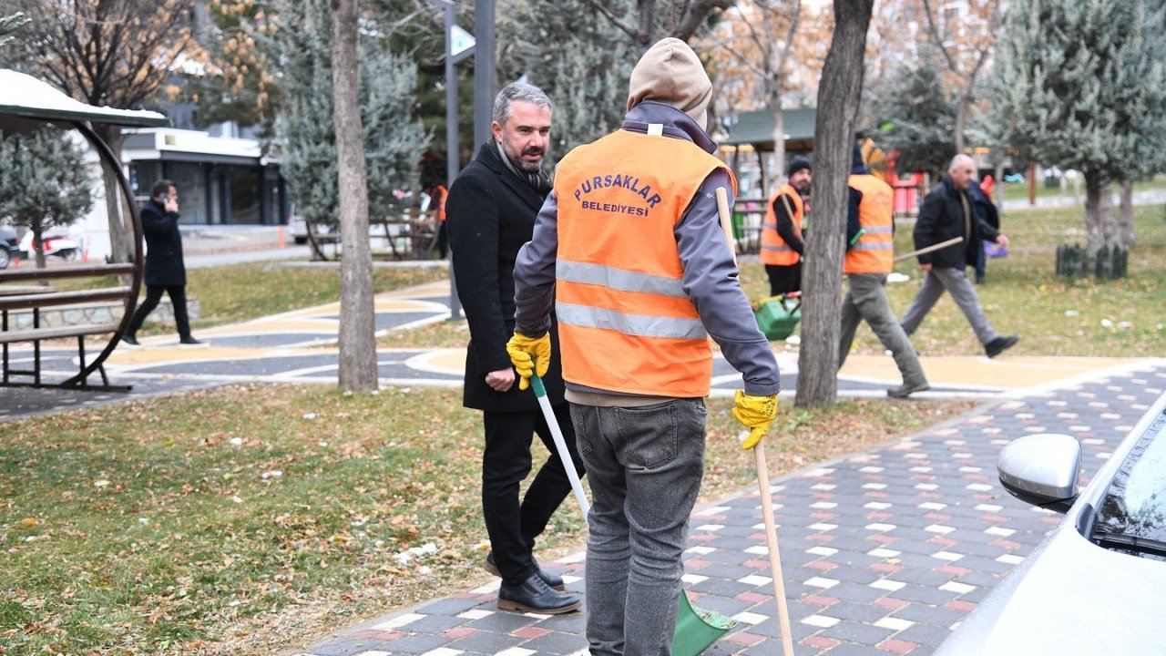 Pursaklar Belediyesi ilçenin temizlik çalışmalarını sürdürüyor