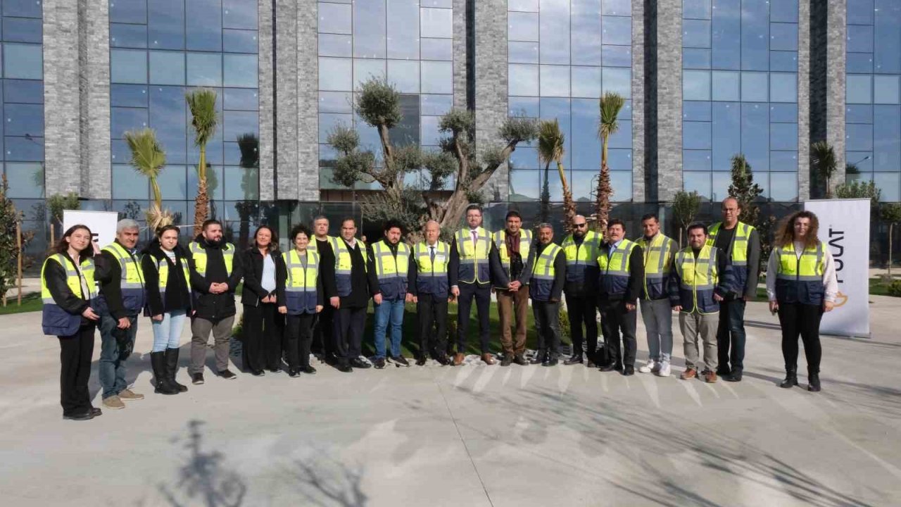 Polat Makina, Dünya Zeytin Ağacı Günü’nde Aydın’da basınla buluştu