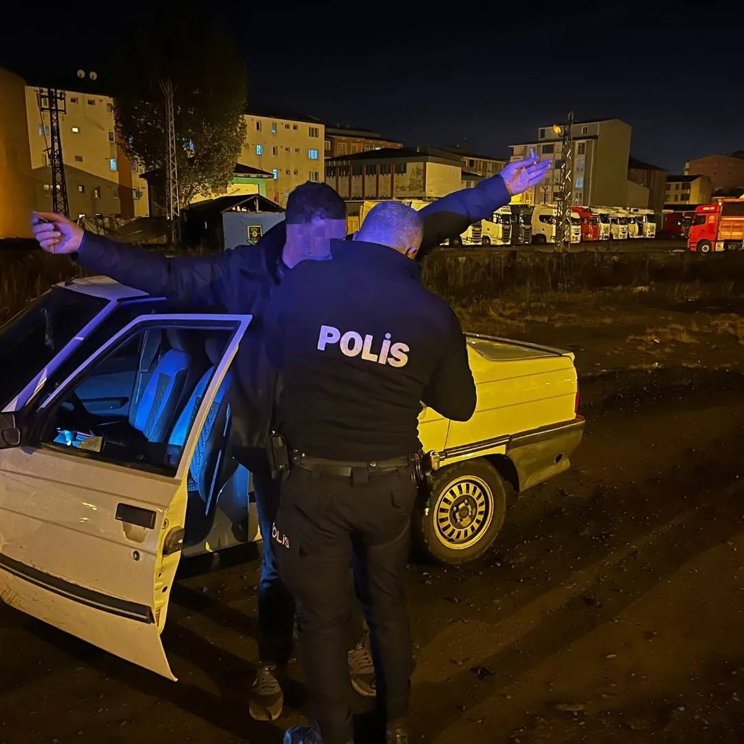 Kars'ta asayiş uygulamaları sürüyor