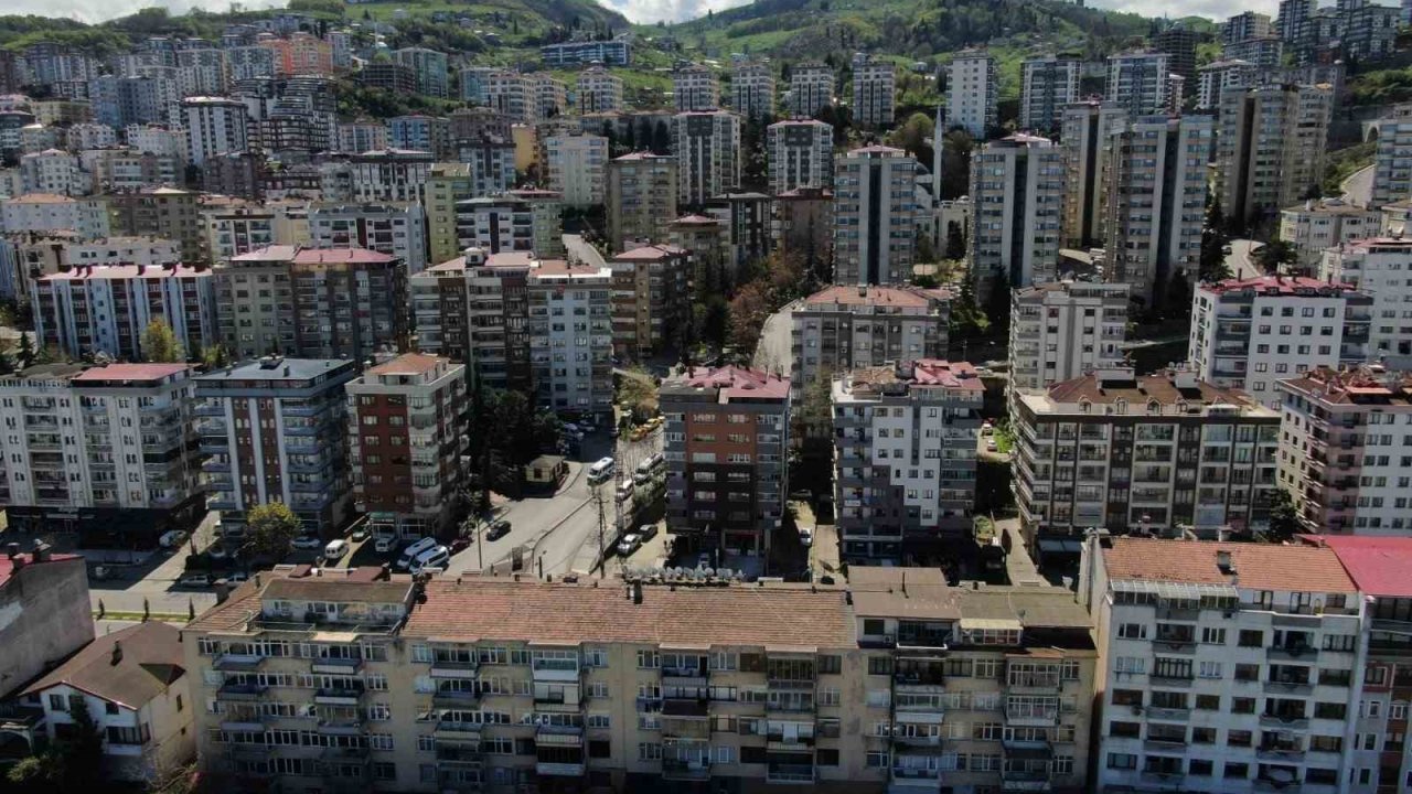 Trabzon’un iki mahallesinde heyelan tehlikesi