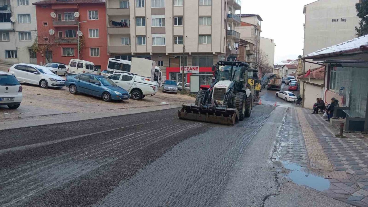 Eğimli yollar tıraşlanarak güvenli hale getirildi