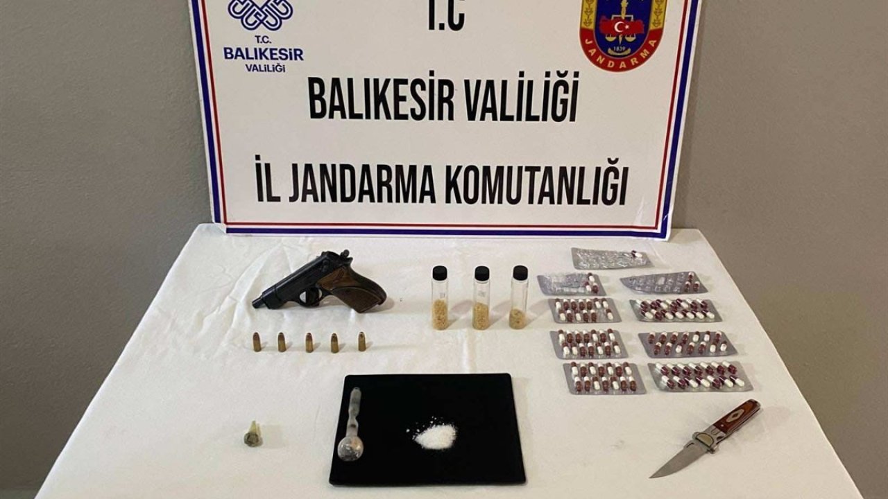 Balıkesir gerçekleştirilen uyuşturucu operasyonunda 18 kişi yakalandı