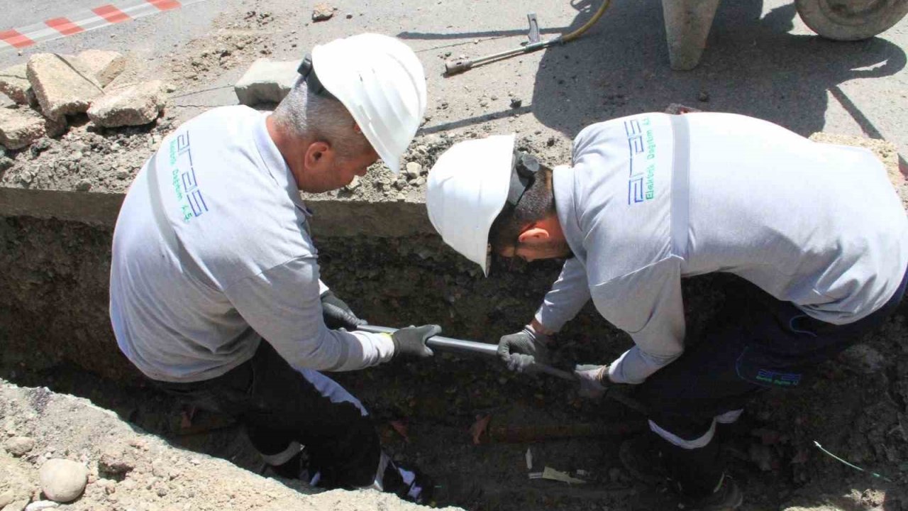 Aras Edaş, Kars’ta hizmetleriyle göz dolduruyor