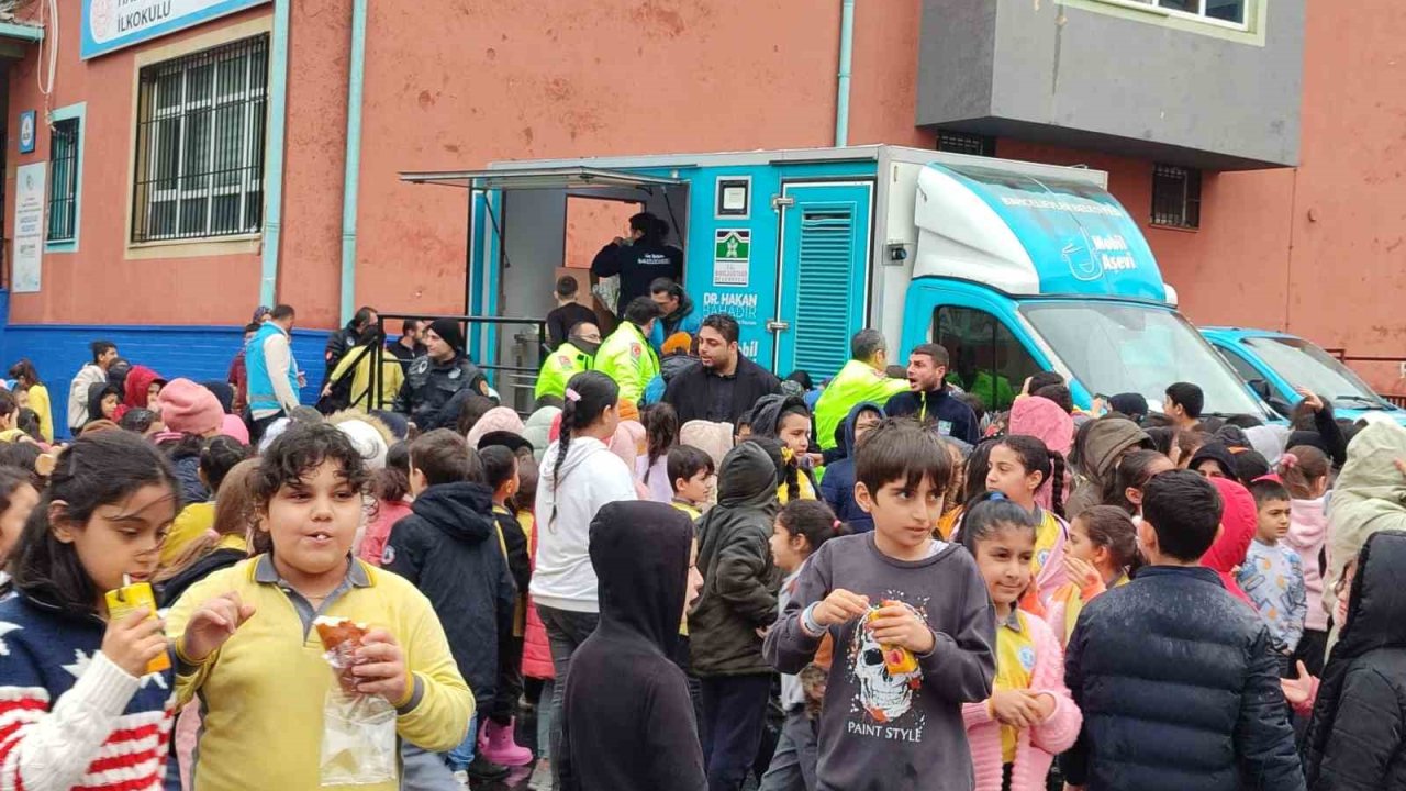 Bahçelievler Belediyesi ilkokul öğrencilerine 1 yıl boyunca beslenme desteği sağlanacak