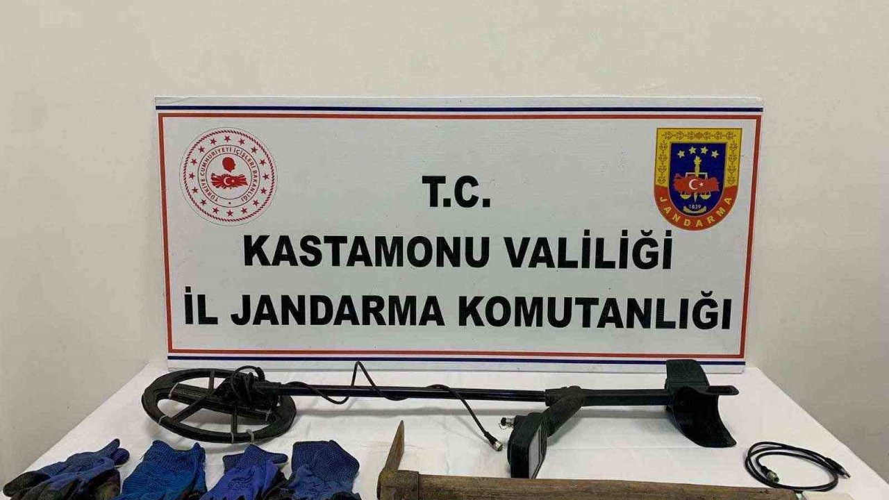 Kastamonu’da define avcıları suçüstü yakalandı