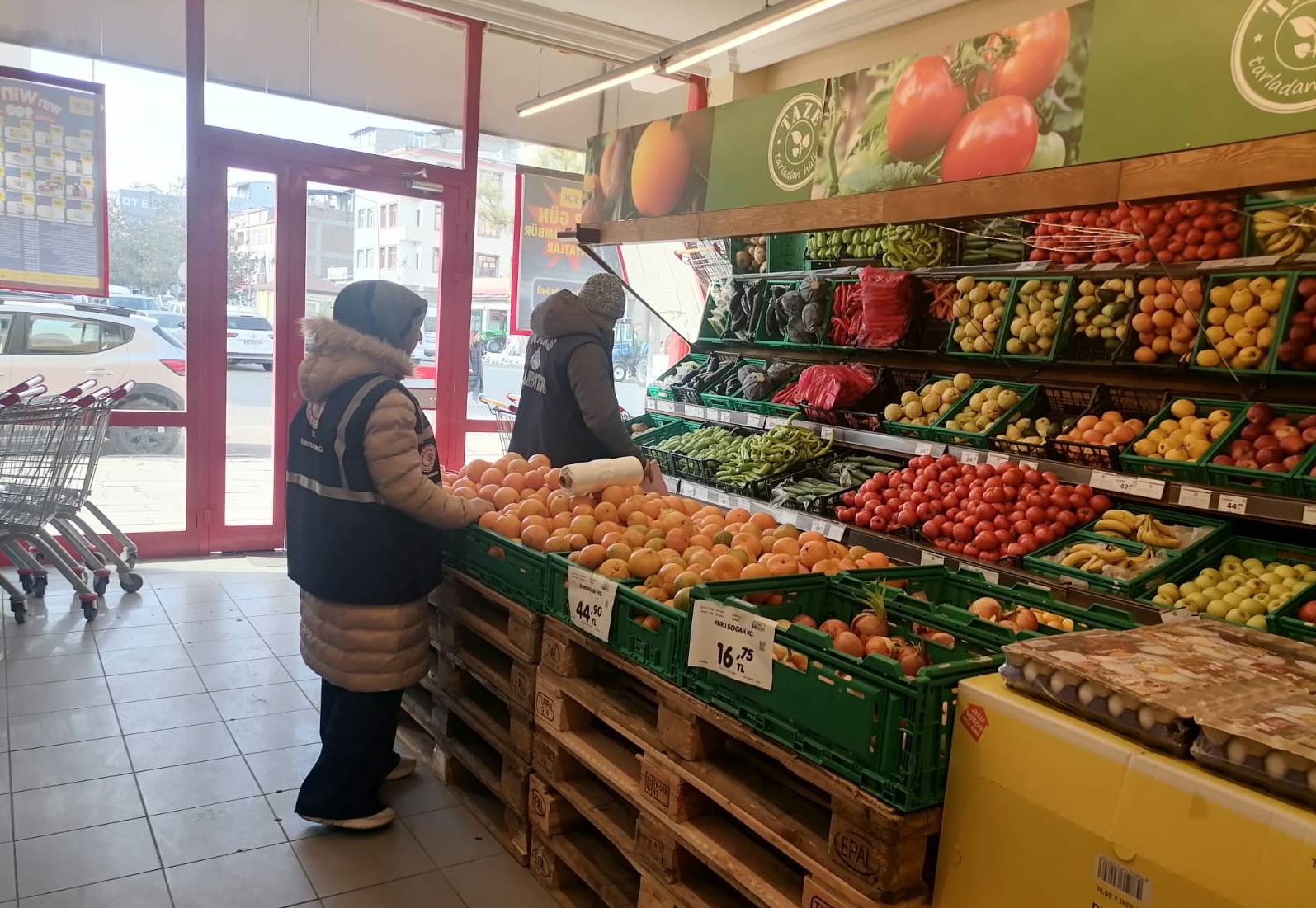 Kars'ta Fiyat denetimleri devam ediyor.