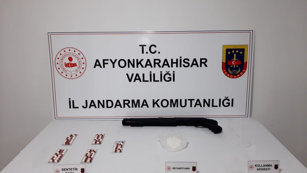 Ankara’dan, Afyonkarahisar’a uyuşturucu getirenler yakalandı