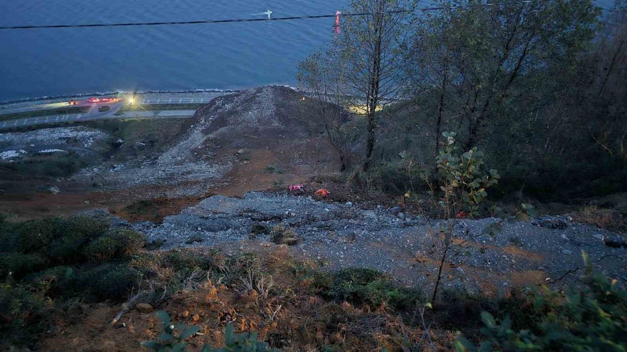 Arhavi’deki heyelanın boyutu gün ağarınca ortaya çıktı