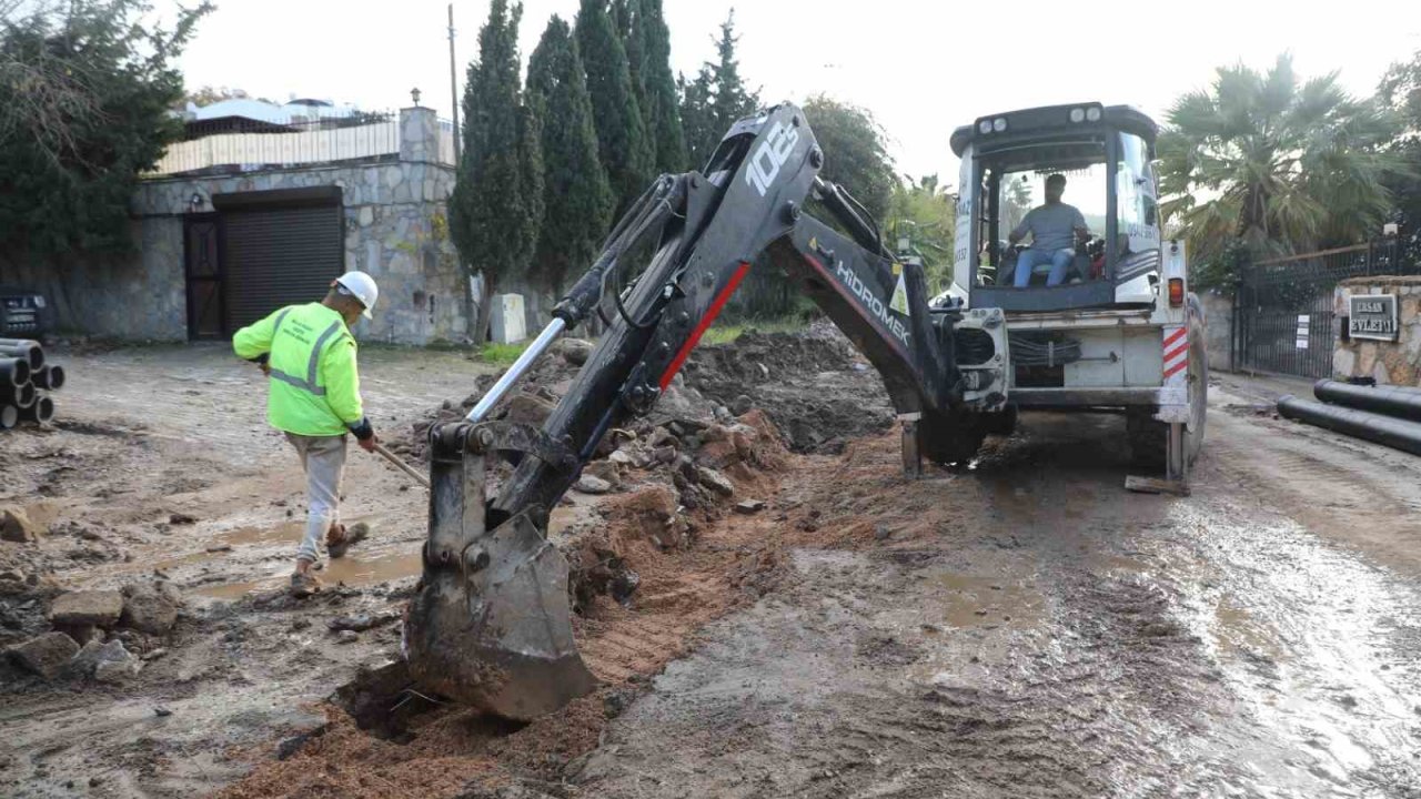 Bodrum’da su kesintilere neden olan hatlar yenileniyor