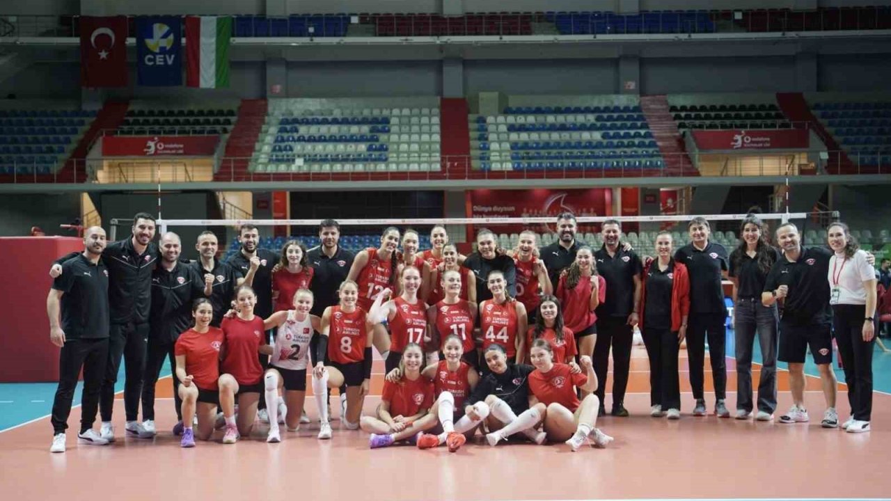 THY Kadın Voleybol Takımı, CEV Kupası’nda play-off turuna yükseldi