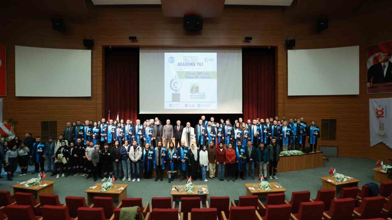 YÖK Üyesi Prof. Dr. Karaboğa, KAYÜ’de dönem dersi verdi