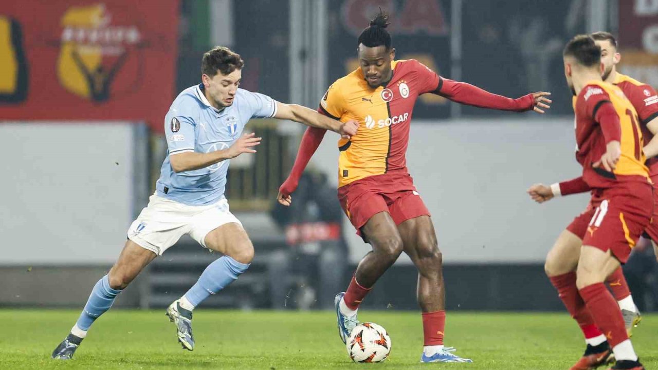 UEFA Avrupa Ligi: Malmö: 1 - Galatasaray: 1 (İlk yarı)